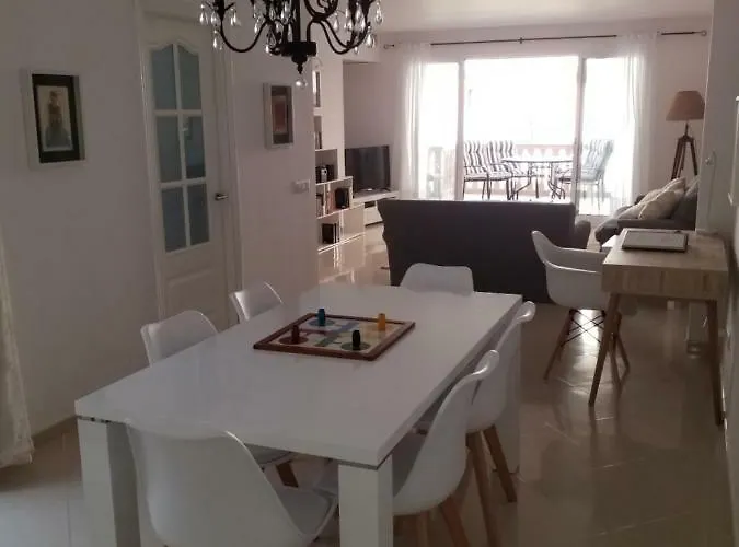 Sea One. * פורט דה פולנסה